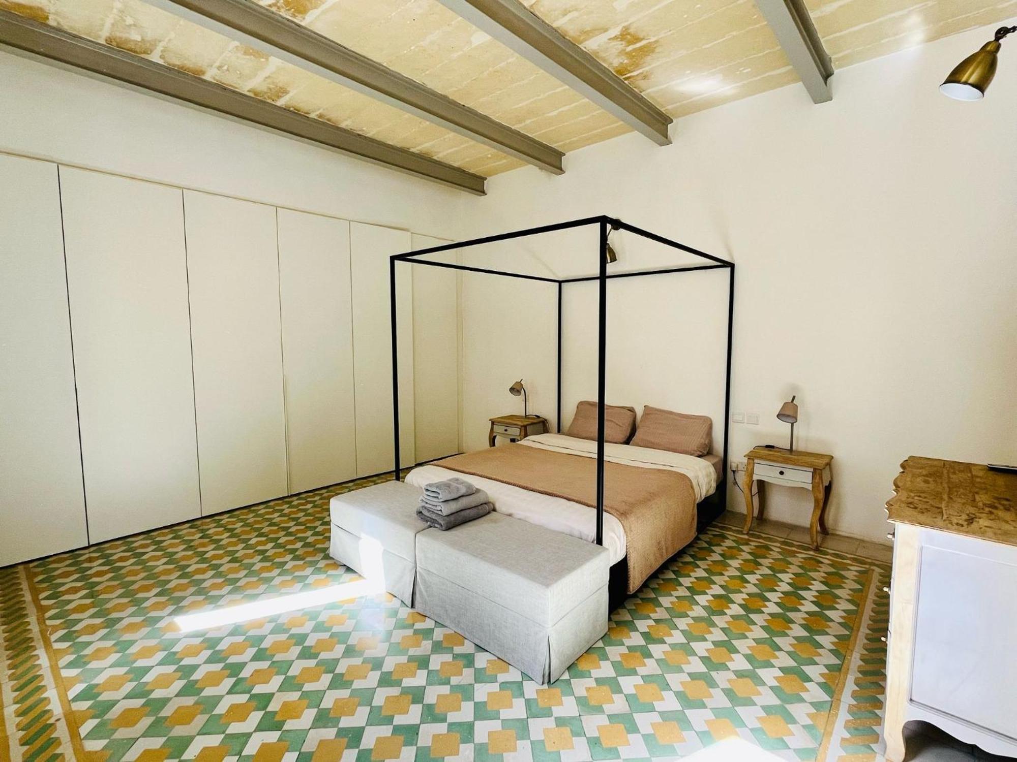 Cozy Charming Apartment In Old Bakery Street バレッタ エクステリア 写真
